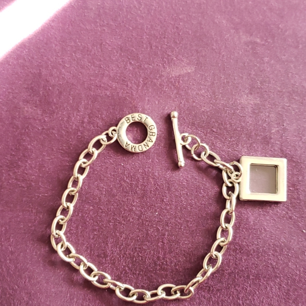 Charm bracelet